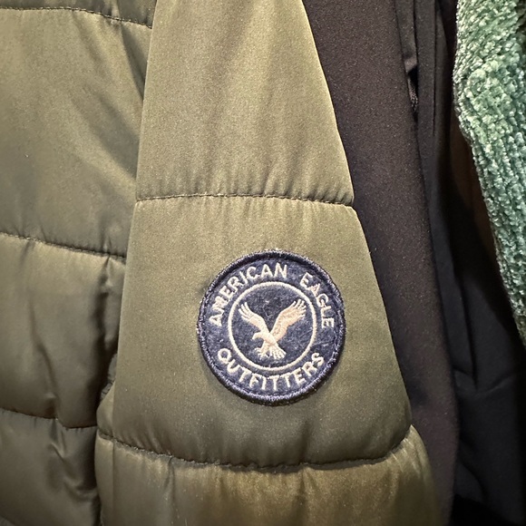 American Eagle Outfitters Khaki Puffer Jacket - Picture 2 of 4